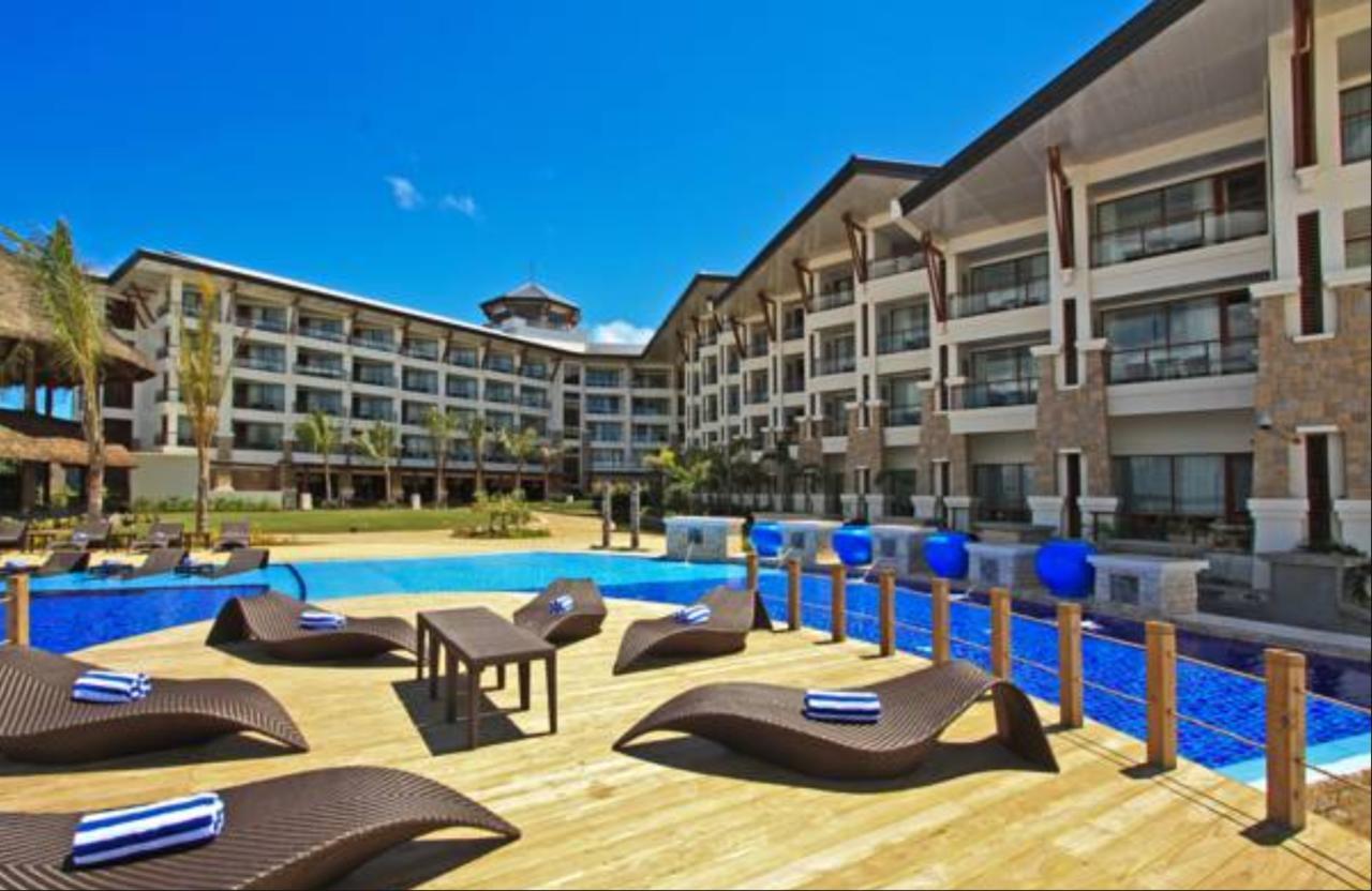 The Bellevue Resort Панглао Екстериор снимка The swimming pool at the hotel