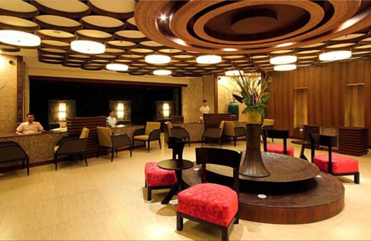 The Bellevue Resort Панглао Екстериор снимка The lounge at the airport