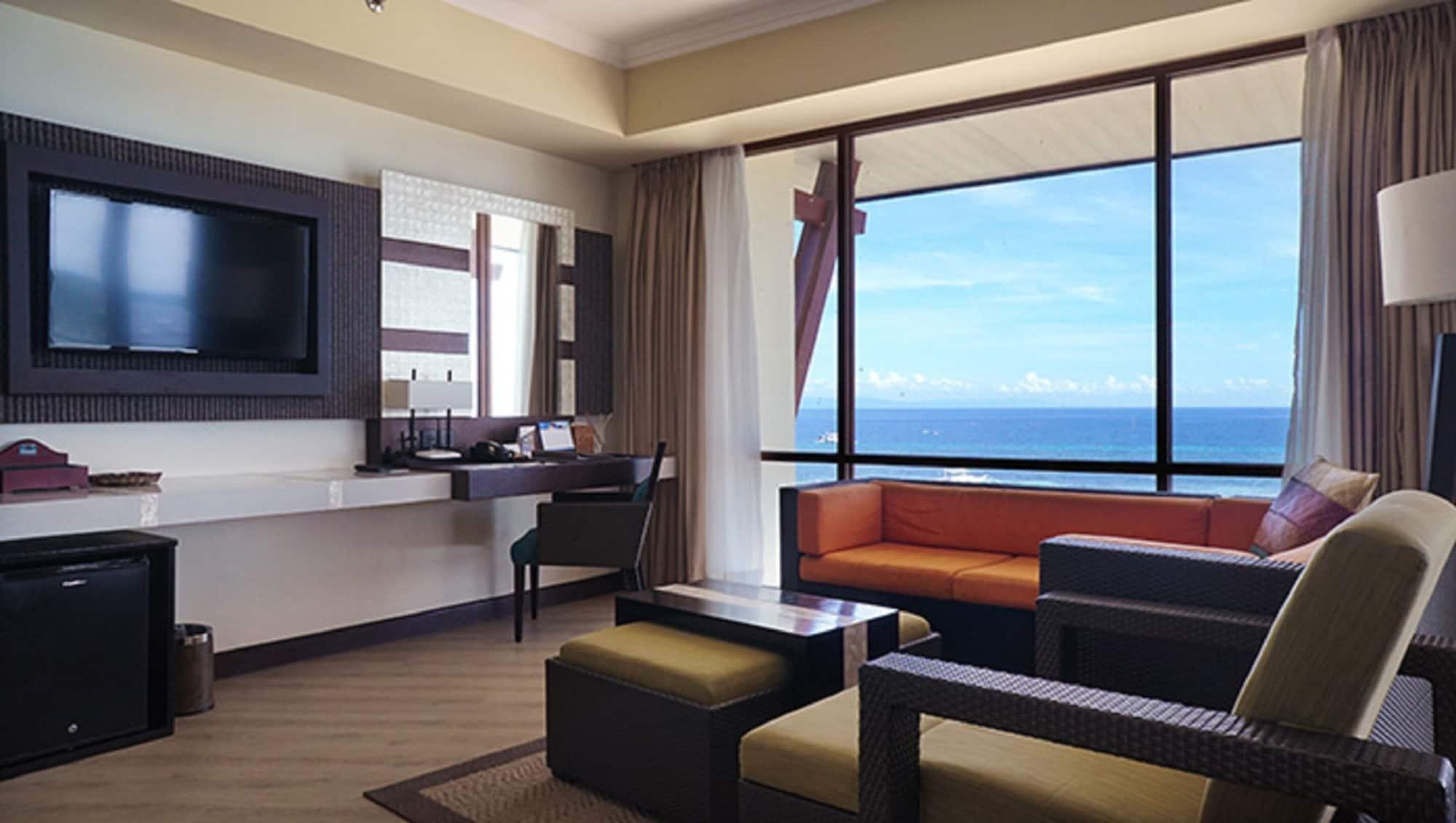 The Bellevue Resort Панглао Екстериор снимка A suite at the Hilton San Diego Bayfront