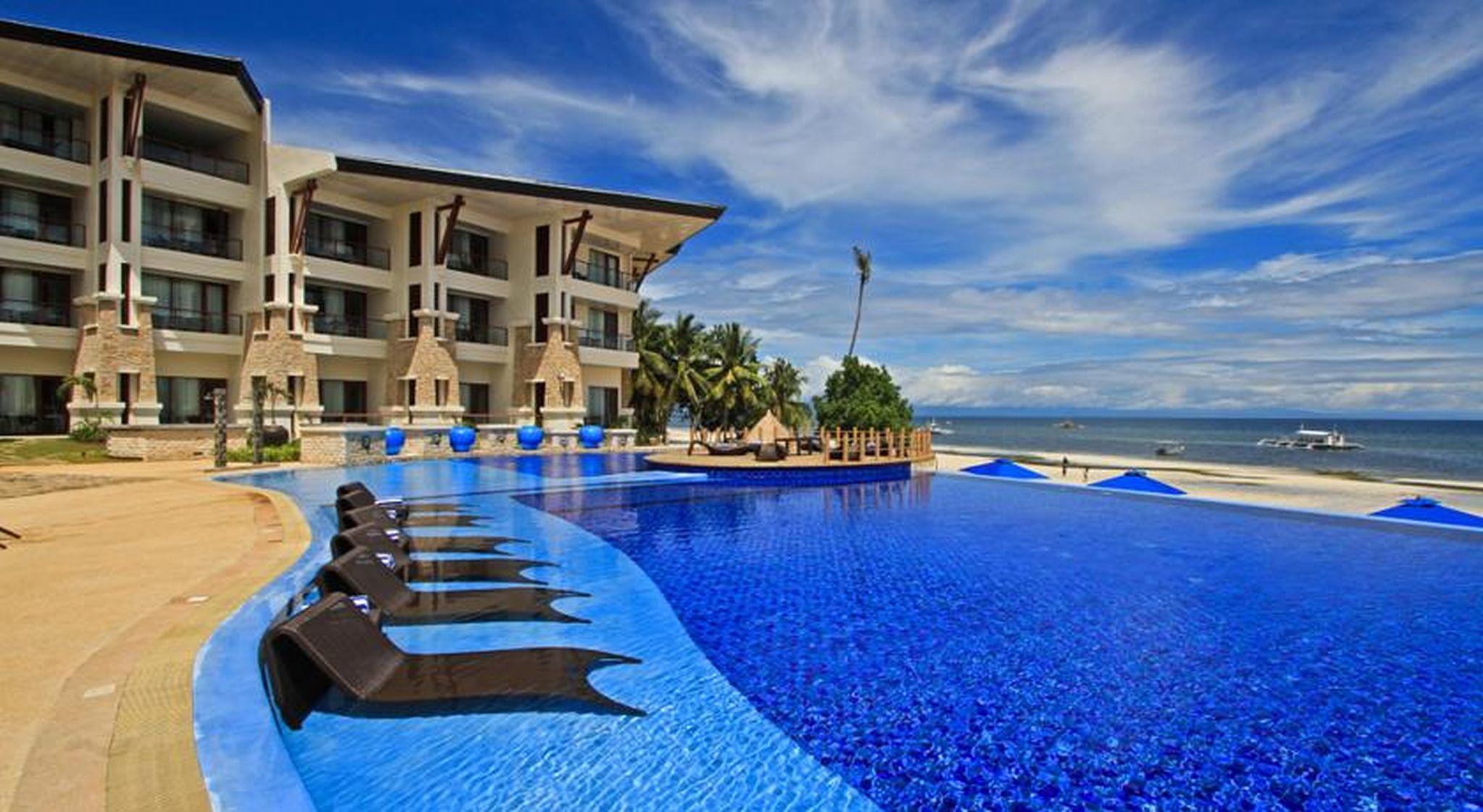 The Bellevue Resort Панглао Екстериор снимка Infinity pool at the Shangri-La Hotel, Mactan Resort