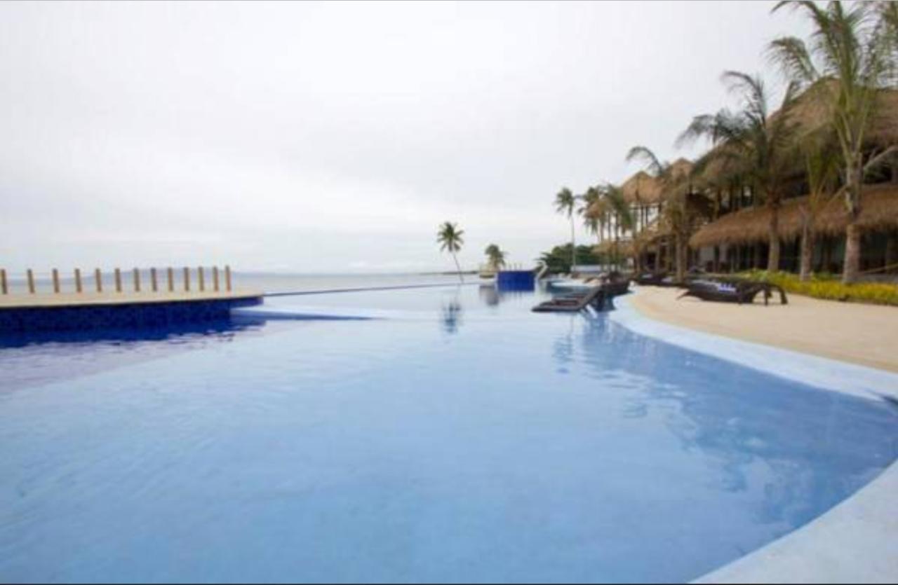 The Bellevue Resort Панглао Екстериор снимка Infinity pool at the Iberostar Grand Hotel, Playa del Carmen, Mexico
